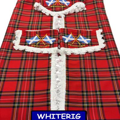 Upgrade your cab with the iconic Whiterig Royal Stewart tartan truck curtain set. Featuring the classic red tartan design with embroidered Scottish flags, this set includes curtains, pelmet and tiebacks. Whiterig Truck Curtains